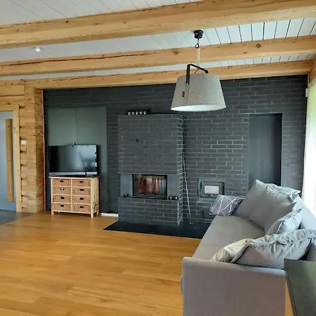 Kuuse Metsamaja Дом отдыха *