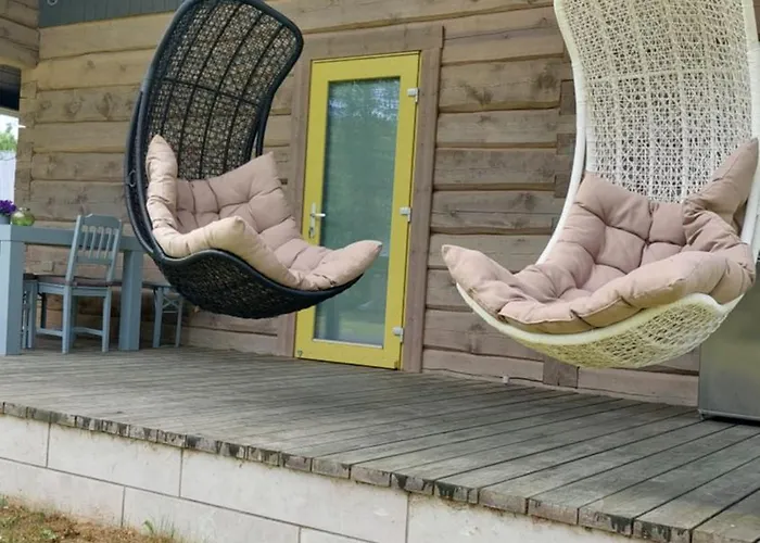 بيت للعطل Kuuse Metsamaja