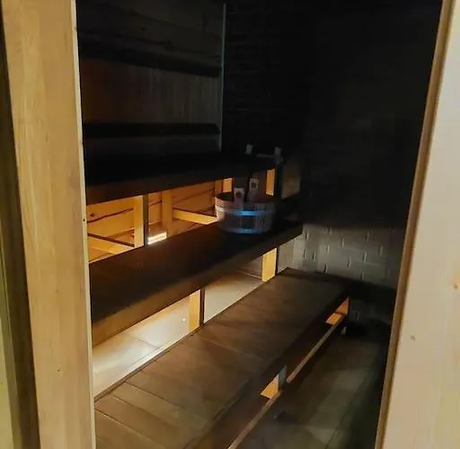 بيت للعطل Kuuse Metsamaja