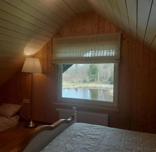 بيت للعطل Kuuse Metsamaja