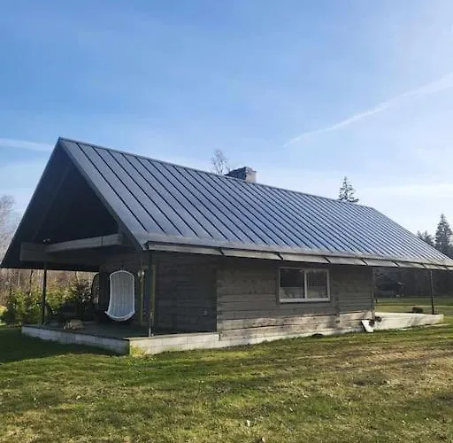 بيت للعطل Kuuse Metsamaja SAAREMAA